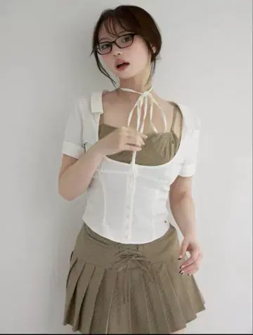 andmary Jad pleats set up
