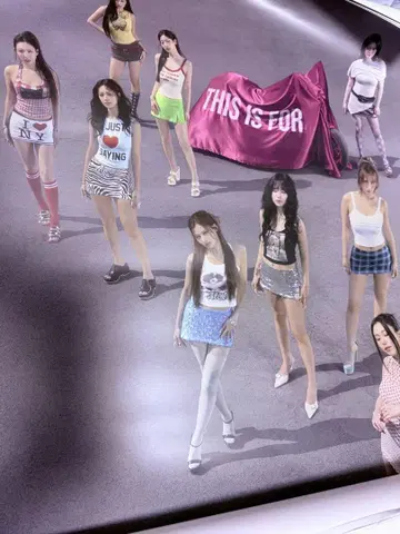 TWICE THIS IS FOR 포스터