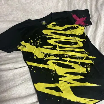 ONE OK ROCK 2018 Ambitions 티셔츠 M