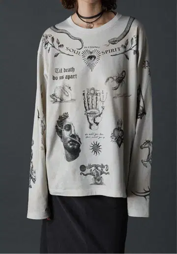 PRANK PROJECT TATOO 프린트 롱 슬리브 TEE