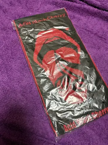 Acid Black Cherry 라이브 굿즈