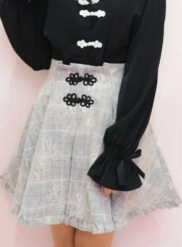 ROJITA 레이스 본딩 차이나 버튼 스커트 베이지