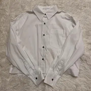 [미사용] 23구 CLASSY 콜라보 크롭 셔츠 겉옷