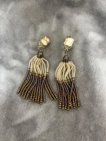 JILLSTUART 태슬 귀찌