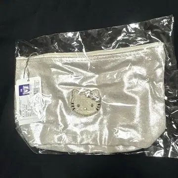 새상품 산리오 MAYGLOBE Hellokitty 헬로키티 파우치