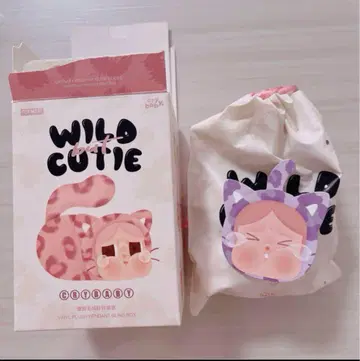 Crybaby wild but cutie popmart 크라이베이비