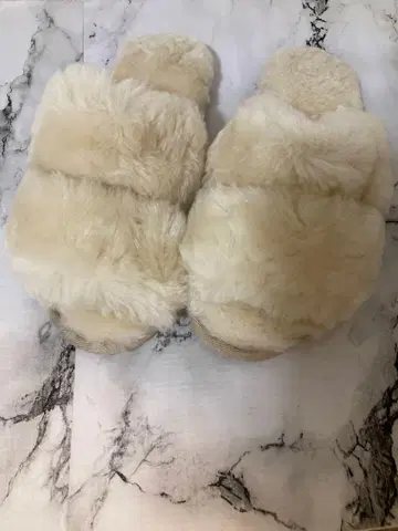 EMU Australia 에뮤 무스탕 퍼 샌들