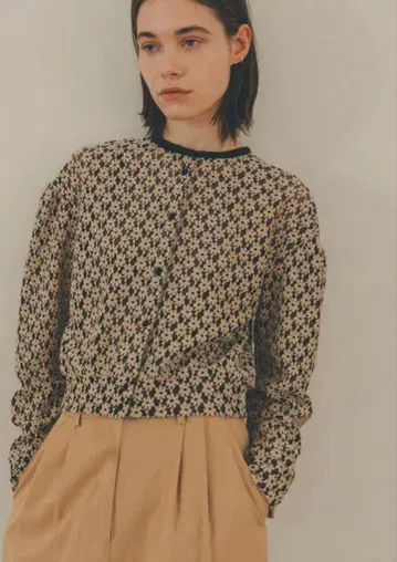 CLANE 3D FLOWER LACE CARDIGAN size2