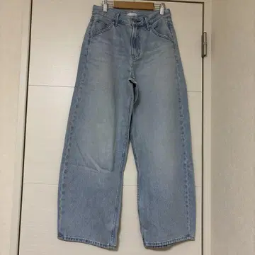유니클로 배기 커브 청바지 25