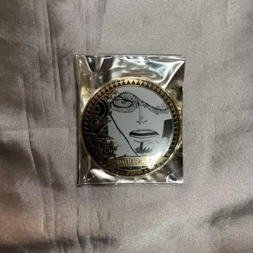 ONE PIECE 원피스 황금 캔뱃지 메탈 배지 로우