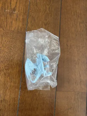 파란 드래곤 피규어 미개봉