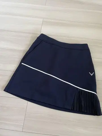 Callaway 네이비 플리츠 골프 스커트