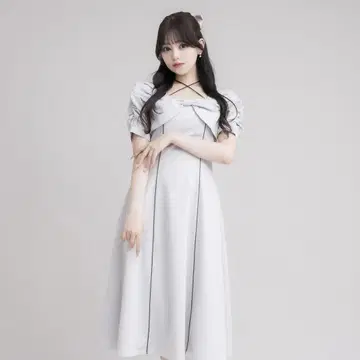 pium 프론트 리본 플레어 롱 원피스