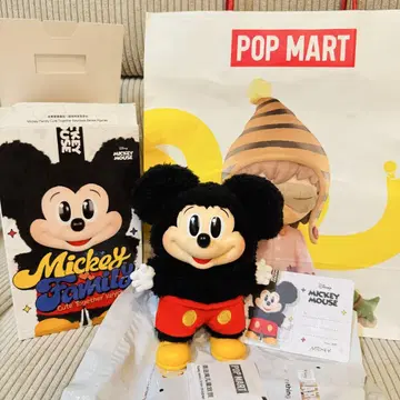 POPMART MickeyFamily 디즈니 키체인 미키