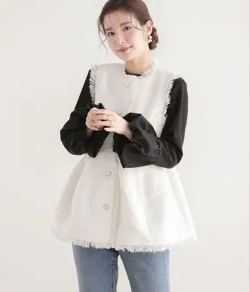 Fit more 페플럼 트위드 베스트 아이보리