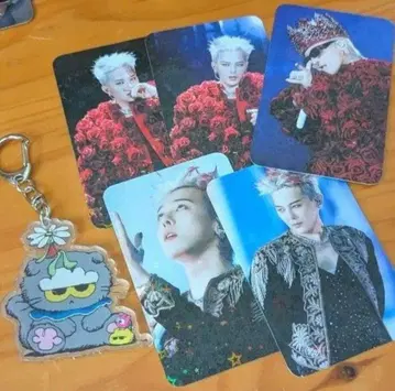 G-DRAGON 지용 ZO 아크릴 키링 트레카세트