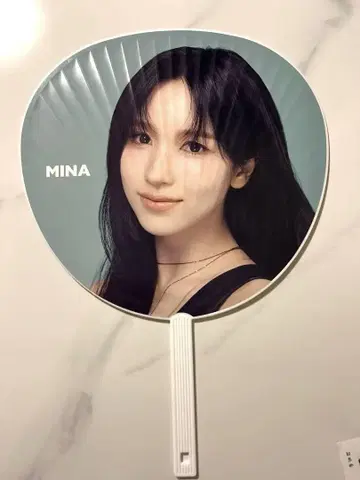 TWICE MINA 부채