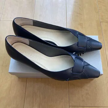 (odette e odile) 아치 벨트 스퀘어 펌프스