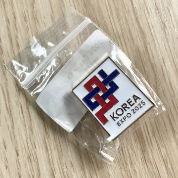 [새상품] 만국 박람회장 한정 한국관 핀즈 | 핀 배지 화이트 (흰색)