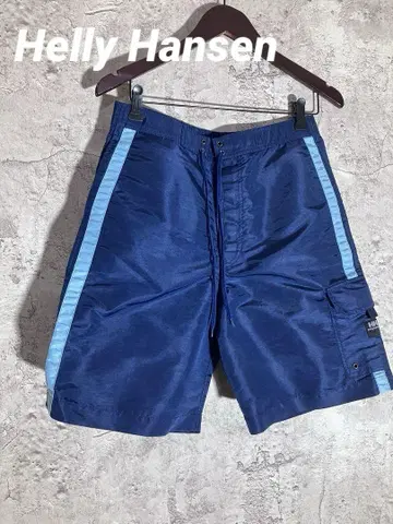 Helly Hansen 사이드 스트라이프 숏팬츠 하프 팬츠