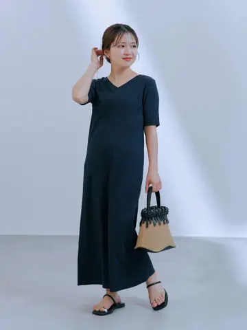 COHINA 코히나 V넥 리브 컷 원피스 - short 네이비