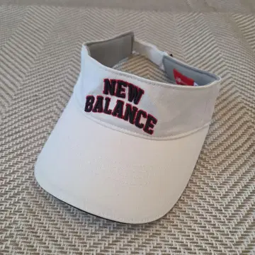 New Balance 골프 바이저 화이트 로고 남녀 공용