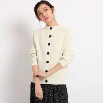 DRESSTERIOR [세탁 가능] 2WAY 백 버튼 코튼 니트