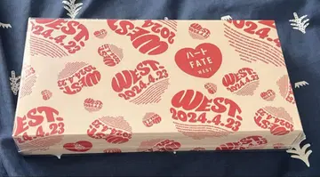 WEST 10th Anniversary SPECIAL BOX 통판 한정판