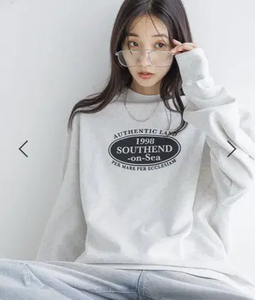 LOWRYSFARM USA  로고 풀오버 긴팔 맨투맨 티셔츠
