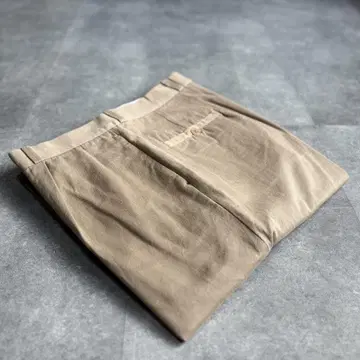 [새상품급] YAECA 야에카 와이드 핏 턱 치노 팬츠 W32 베이직