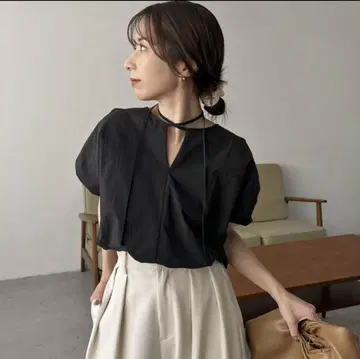 capricieux lemage 블랙 리본 포함 벌룬 소매 셔츠