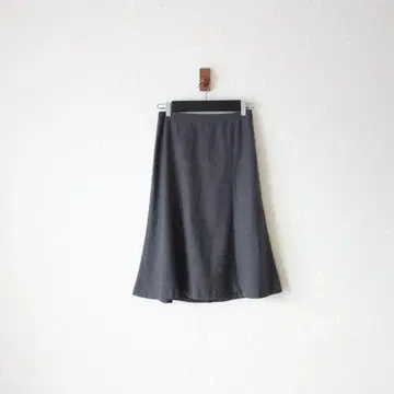 theory luxe/Saxony Soft 울 스커트