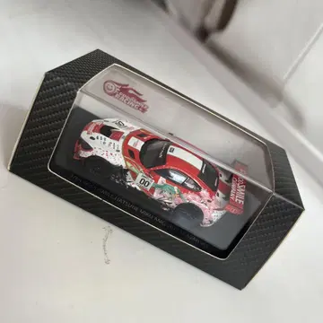 레이싱 미쿠 1/64 굿스마일 AMG 2017