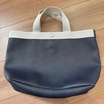 에르베샤 펠리에 Herve Chapelier 704GP