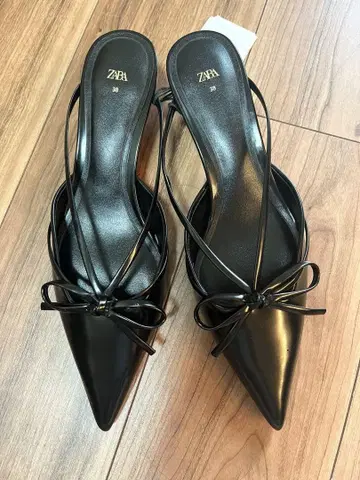 ZARA 리본 포함 뮬