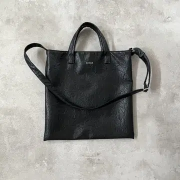 zucca 주카 EMBOSS 엠보싱 숄더백