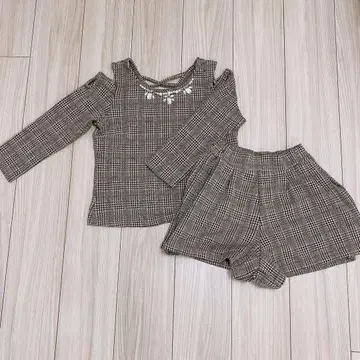 [새상품급] CECIL McBEE 5분 소매 셋업 M 사이즈