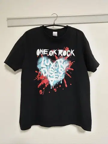 ONE OK ROCK LUXURY DISEASE 하트 티셔츠 L 사이즈