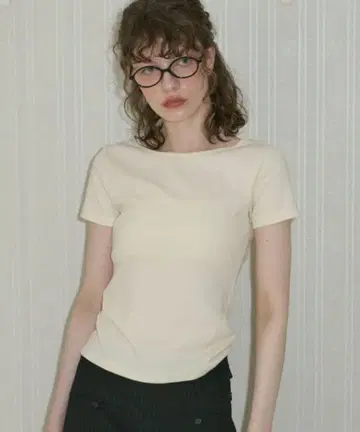GIUNON 보트넥 티셔츠