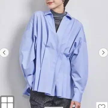 라이트 블루 긴팔 셔츠 프론트 턱