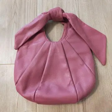 시빌라 리본 손잡이 더스티 핑크 가죽 핸드백 새상품급