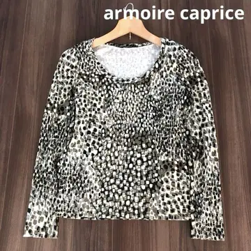 armoire caprice LORA DALY 티셔츠 프랑스제