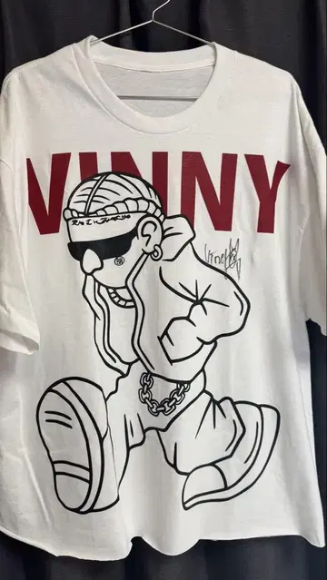 VINGO VINNYLAND TOUR TEE 본인 사인 포함