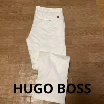 새상품급 HUGO BOSS 화이트 팬츠