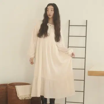 REMOON 유즈키 롱 슬리브 셔링 원피스