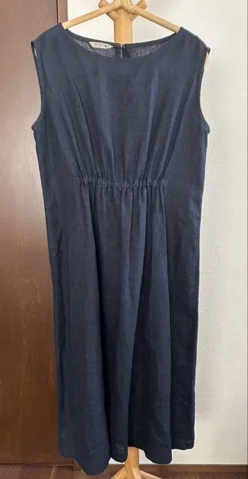 포그린워크 FLW 슬리브리스 롱 원피스 네이비