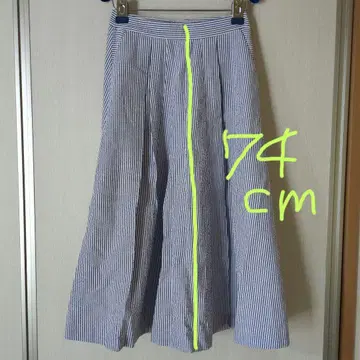 파랑과 화이트 스트라이프 플레어 스커트 74cm