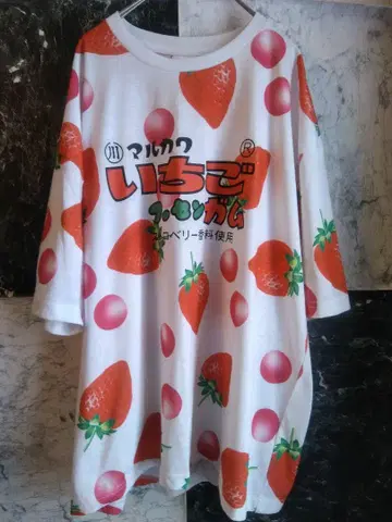 마루카와 딸기 풍선껌 티셔츠 L 사이즈