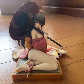 타카무라 유이 월화 1/7 스케일 피규어