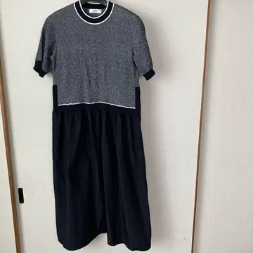 PINORE 절개 원피스